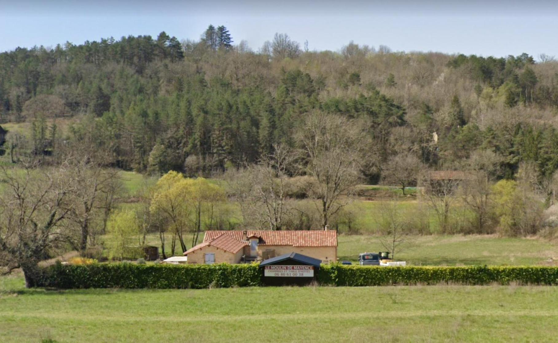 Le Moulin De Mayence Bed & Breakfast Plazac Exterior photo